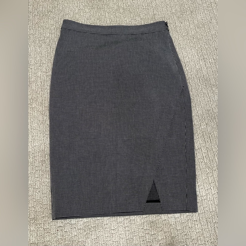Banana Republic dotted skirt
